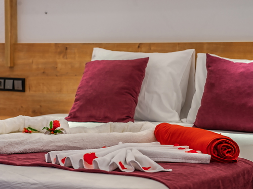  gece  -  Kasım
  | Kalkan İslamlar Muhafazakar Villa (4 Kişilik, Korunaklı Havuzlu, Jakuzili Seçenekli)